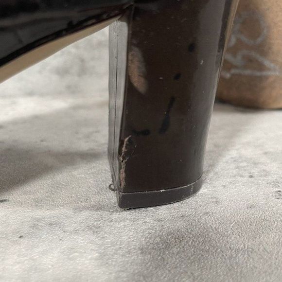 Kate Spade Womens Patent Leather‎ Pumps Heels Sz 7.5M Brown Round Toe Shoes - Picture 10 of 10